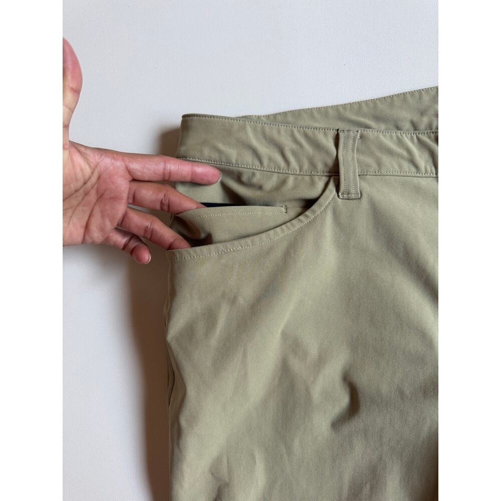 Lululemon Men's ABC Pant Classic *32" Tofino Sand Classic Fit Pants  Size 32 - Picture 4 of 15